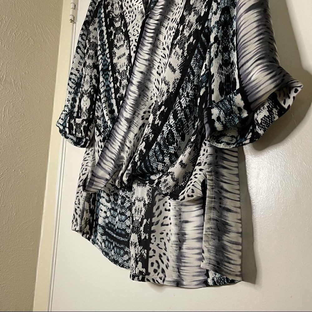 Parker Multi Python Snakeskin Silk blouse top - Picture 3 of 5